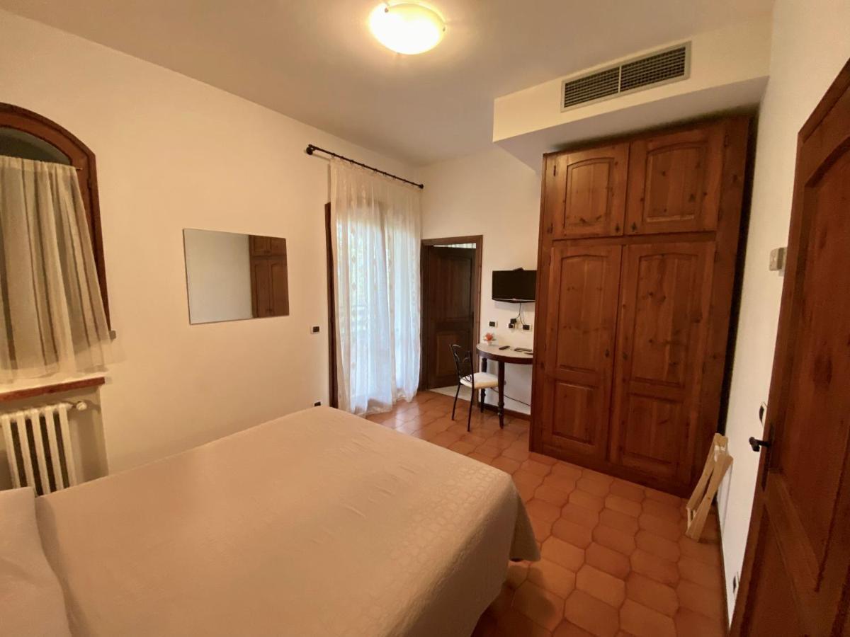 צ'זנה Casale Del Fattore מראה חיצוני תמונה