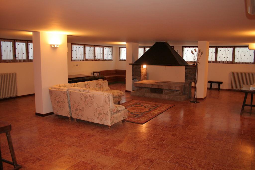 צ'זנה Casale Del Fattore מראה חיצוני תמונה